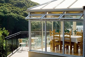 The Sun Bay Hotel & Restaurant