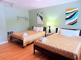 The Kingsley Suites