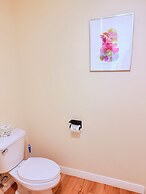 The Kingsley Suites