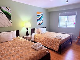 The Kingsley Suites