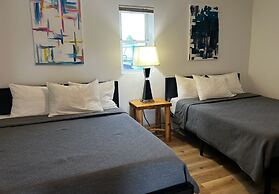 The Kingsley Suites