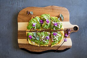 Kimpton Rowan Palm Springs Hotel by IHG