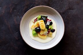 Kimpton Rowan Palm Springs Hotel by IHG