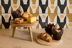 Kimpton Rowan Palm Springs Hotel by IHG