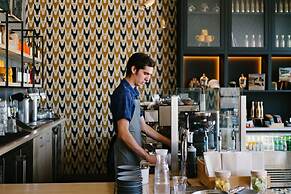 Kimpton Rowan Palm Springs Hotel by IHG