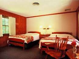 1896 House Country Inn & Motels