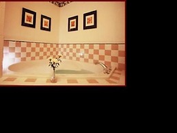 1896 House Country Inn & Motels