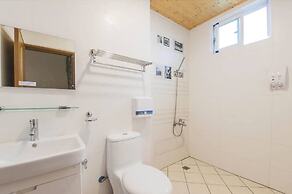 Locking Taitung B&B