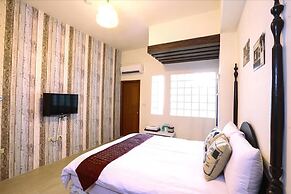 Locking Taitung B&B