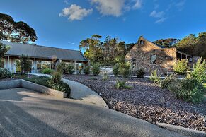 Freycinet Stone Studio 6