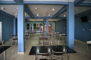 Kings Hotel Restaurant & Bar
