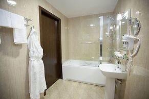 Russian seasons Park-hotel Peresvet