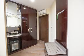 Russian seasons Park-hotel Peresvet