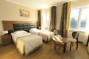 Russian seasons Park-hotel Peresvet