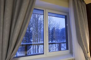 Russian seasons Park-hotel Peresvet