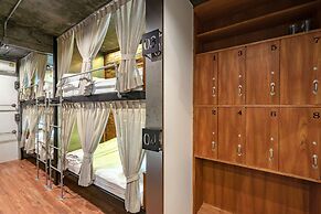 Siam Plug In Hostel