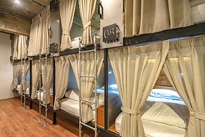Siam Plug In Hostel