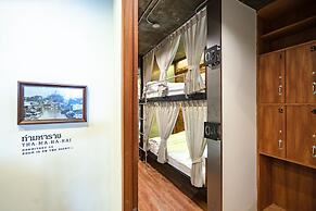Siam Plug In Hostel