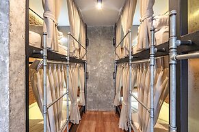 Siam Plug In Hostel
