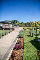 TshiBerry Bed & Breakfast