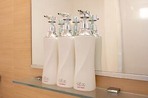 Hotel AQUA CITTA Naha