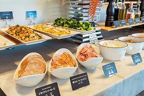 Hotel AQUA CITTA Naha