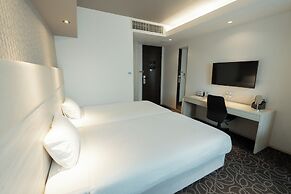 Hotel AQUA CITTA Naha