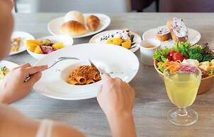 Hotel AQUA CITTA Naha