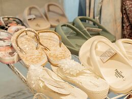 Hotel AQUA CITTA Naha