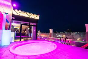 Hotel AQUA CITTA Naha