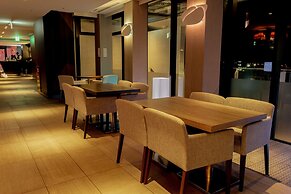 Hotel AQUA CITTA Naha