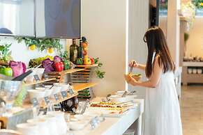 Hotel AQUA CITTA Naha