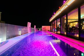 Hotel AQUA CITTA Naha