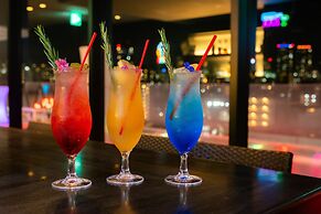 Hotel AQUA CITTA Naha