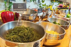 Hotel AQUA CITTA Naha