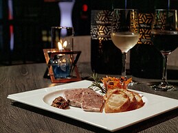 Hotel AQUA CITTA Naha