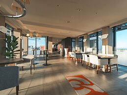 Hotel AQUA CITTA Naha