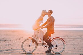 Inn at the Pier Pismo Beach, Curio Collection by Hilton