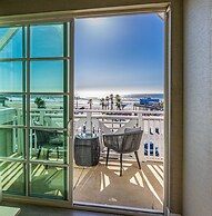 Inn at the Pier Pismo Beach, Curio Collection by Hilton