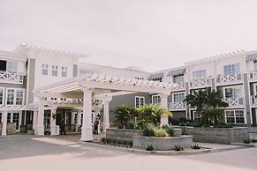 Inn at the Pier Pismo Beach, Curio Collection by Hilton