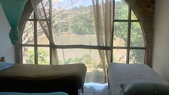 Hostal El Lobo - Adults Only - Hostel