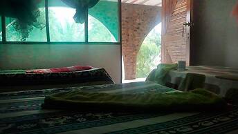 Hostal El Lobo - Adults Only - Hostel