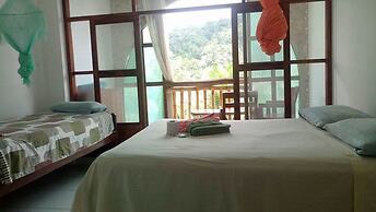 Hostal El Lobo - Adults Only - Hostel