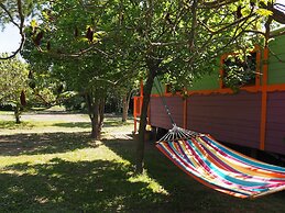 Domaine de Rhodes - Locations de Vacances / Vacation Rentals