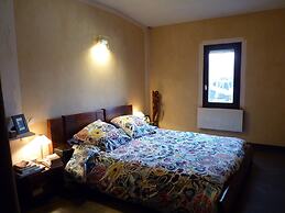 Domaine de Rhodes - Locations de Vacances / Vacation Rentals