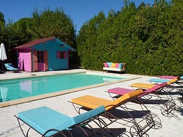 Domaine de Rhodes - Locations de Vacances / Vacation Rentals