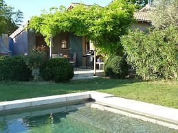 Domaine de Rhodes - Locations de Vacances / Vacation Rentals