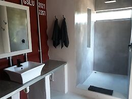 24 Degrees Self-Catering