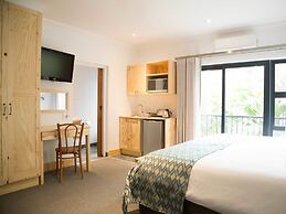 7 Ackermann Place Guest House