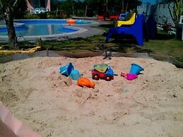 Bohemian Holiday Inn